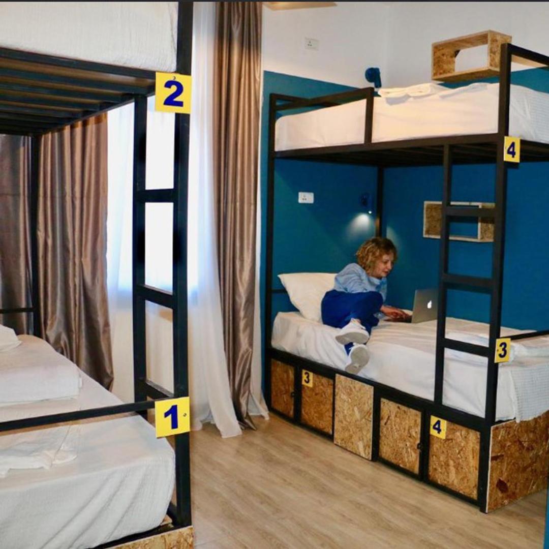 Scary Hostel Тбілісі Екстер'єр фото