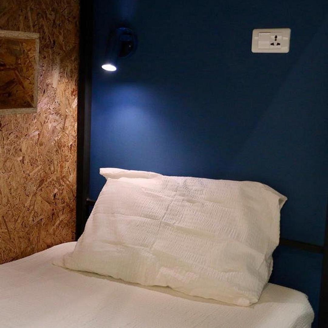 Scary Hostel Тбілісі Екстер'єр фото